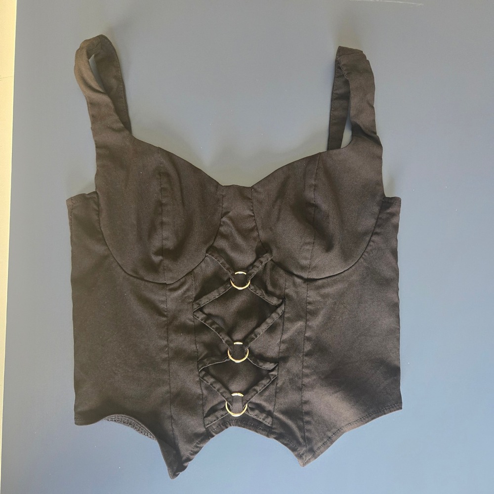 PrettyLittleThing Black Lace Up O-Ring Corset Crop Top Bustier Camisole Size 2